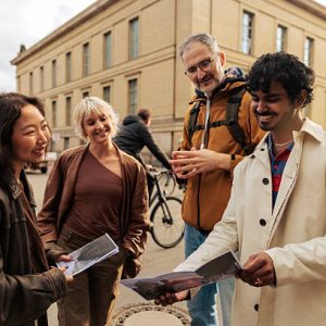 multilingual local guide accompaniment